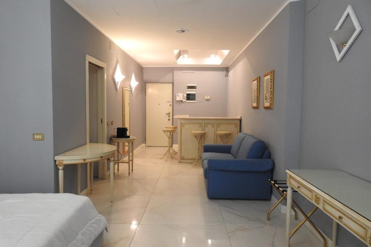 Mercanti Apts Via Passarella 米兰 外观 照片